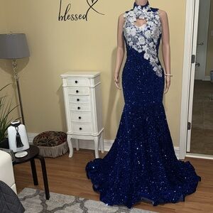 🥀Elegant Blue Sequin Gown with Floral Accents🥀